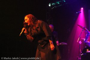 Üebermutter auf dem Veidstanz Festival 2018 (c) 2018 Marko Jakob