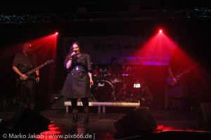 Üebermutter auf dem Veidstanz Festival 2018 (c) 2018 Marko Jakob