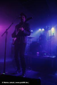 Giant Waves auf dem Dark Spring Festival 2019